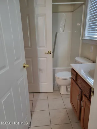 $1,300 | 108 East Gale Street, Edenton, NC 27932