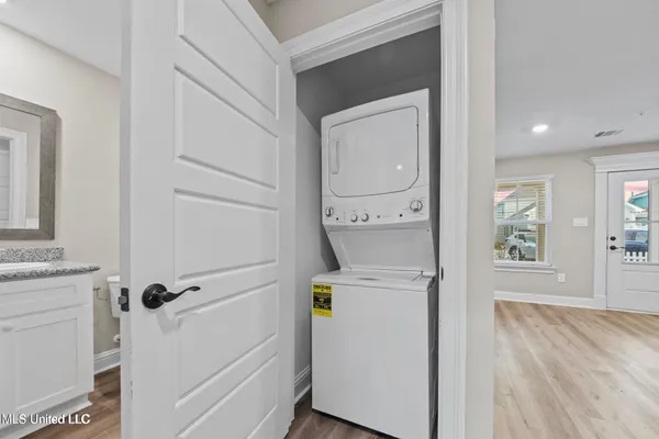 $1,600 | 1527 2nd Street, Gulfport, MS 39501