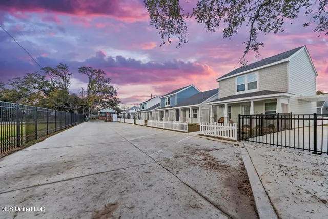 $1,600 | 1527 2nd Street, Gulfport, MS 39501