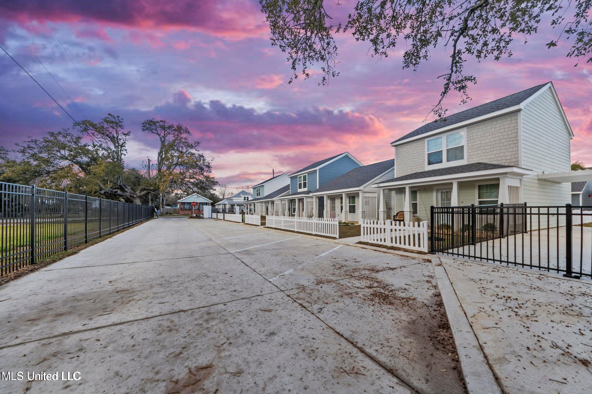 1527 2nd Street Gulfport, MS 39501 - Photo 10 of 11 20250301131823082255000000-o