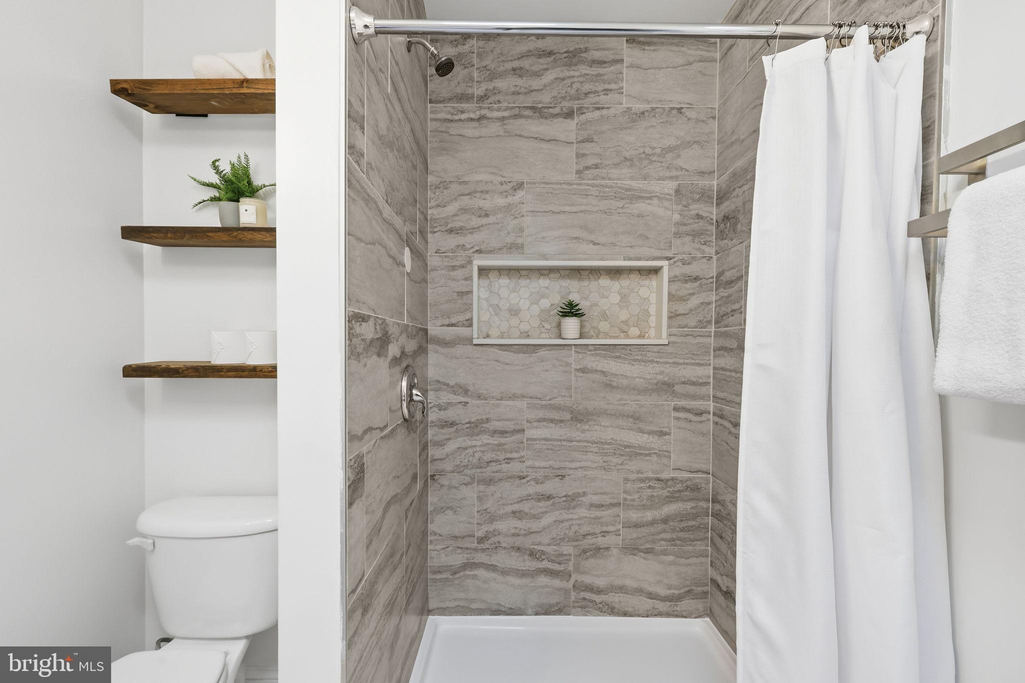 19 South Potomac Street Baltimore, MD 21224 - Photo 22 of 41