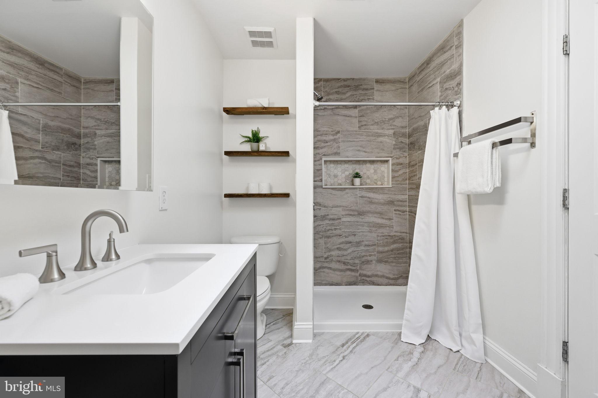 19 South Potomac Street Baltimore, MD 21224 - Photo 24 of 41