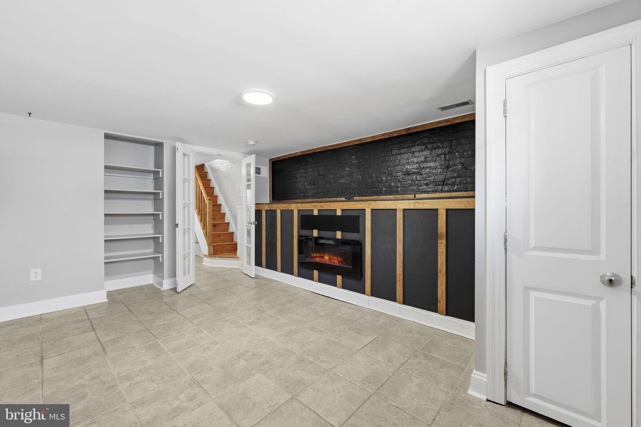 19 South Potomac Street Baltimore, MD 21224 - Photo 31 of 41