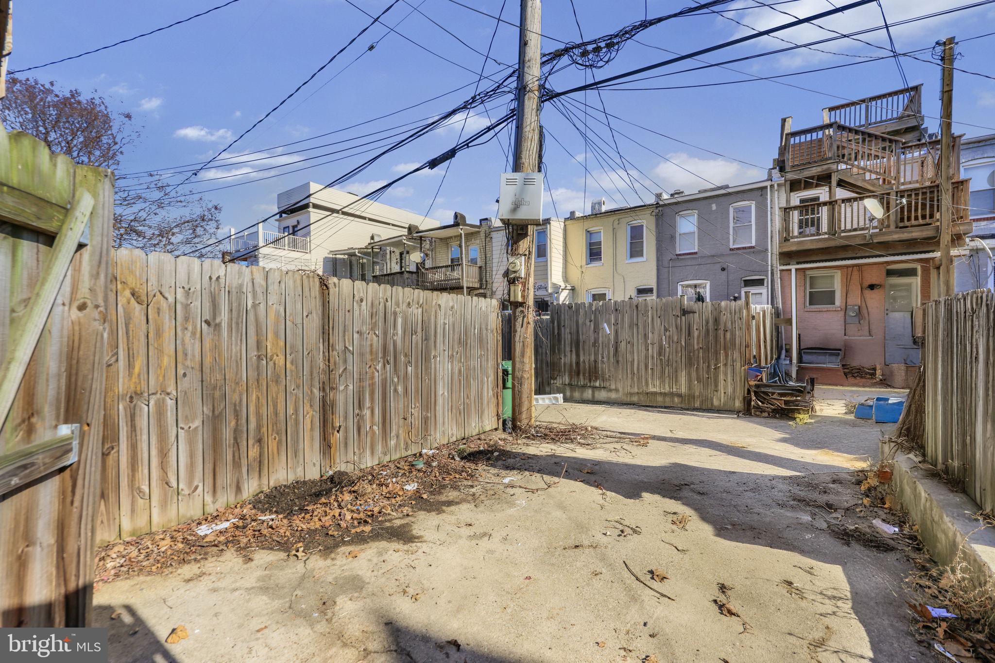 19 South Potomac Street Baltimore, MD 21224 - Photo 38 of 41