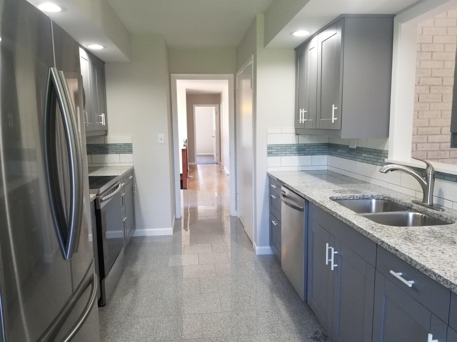 346 West Johnson Road La Porte, IN 46350 - Photo 12 of 30 1500x1124