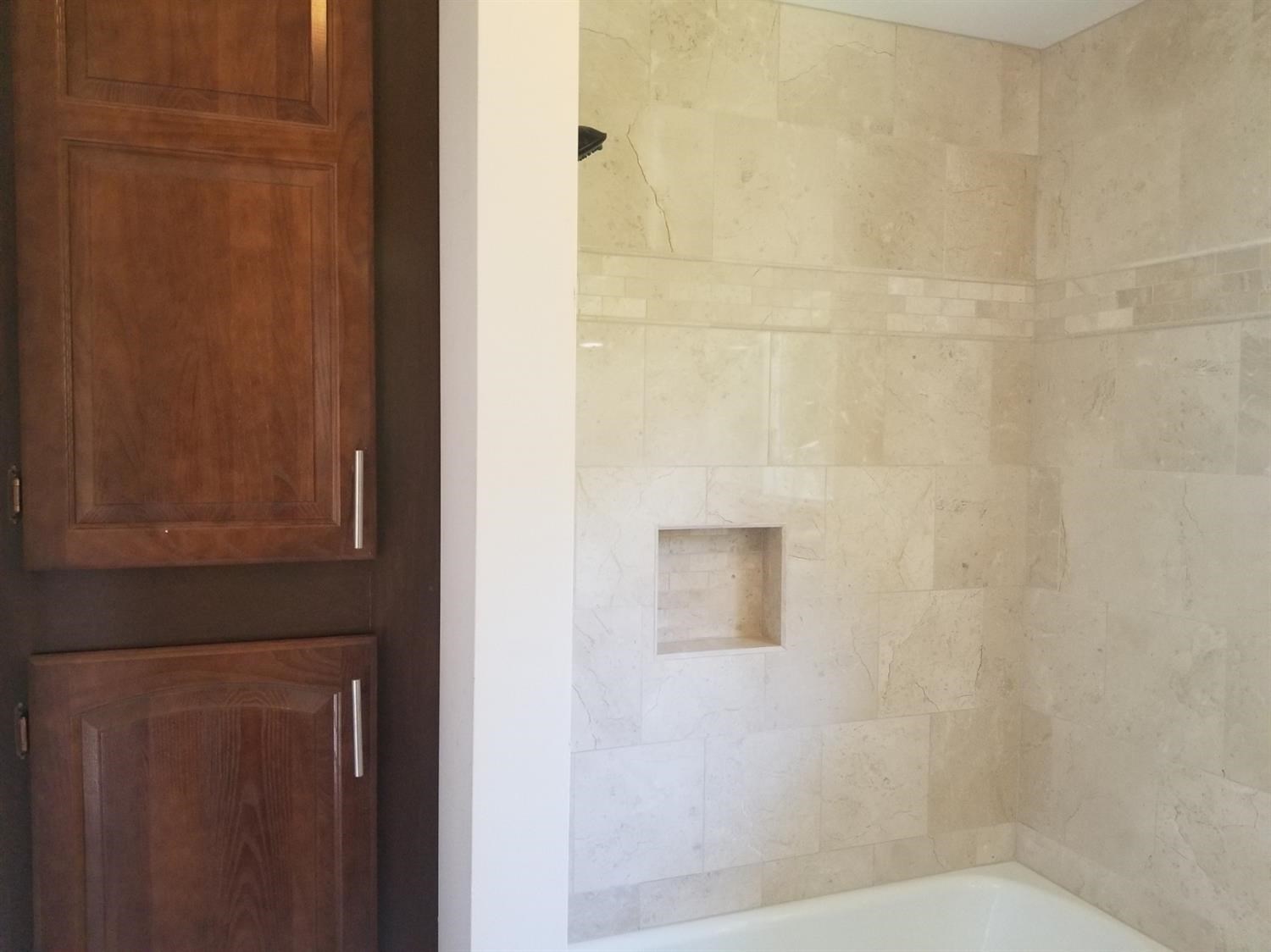 346 West Johnson Road La Porte, IN 46350 - Photo 15 of 30 1500x1124