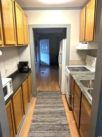 $1,750 | 414 36th Avenue North, Myrtle Beach, SC 29577