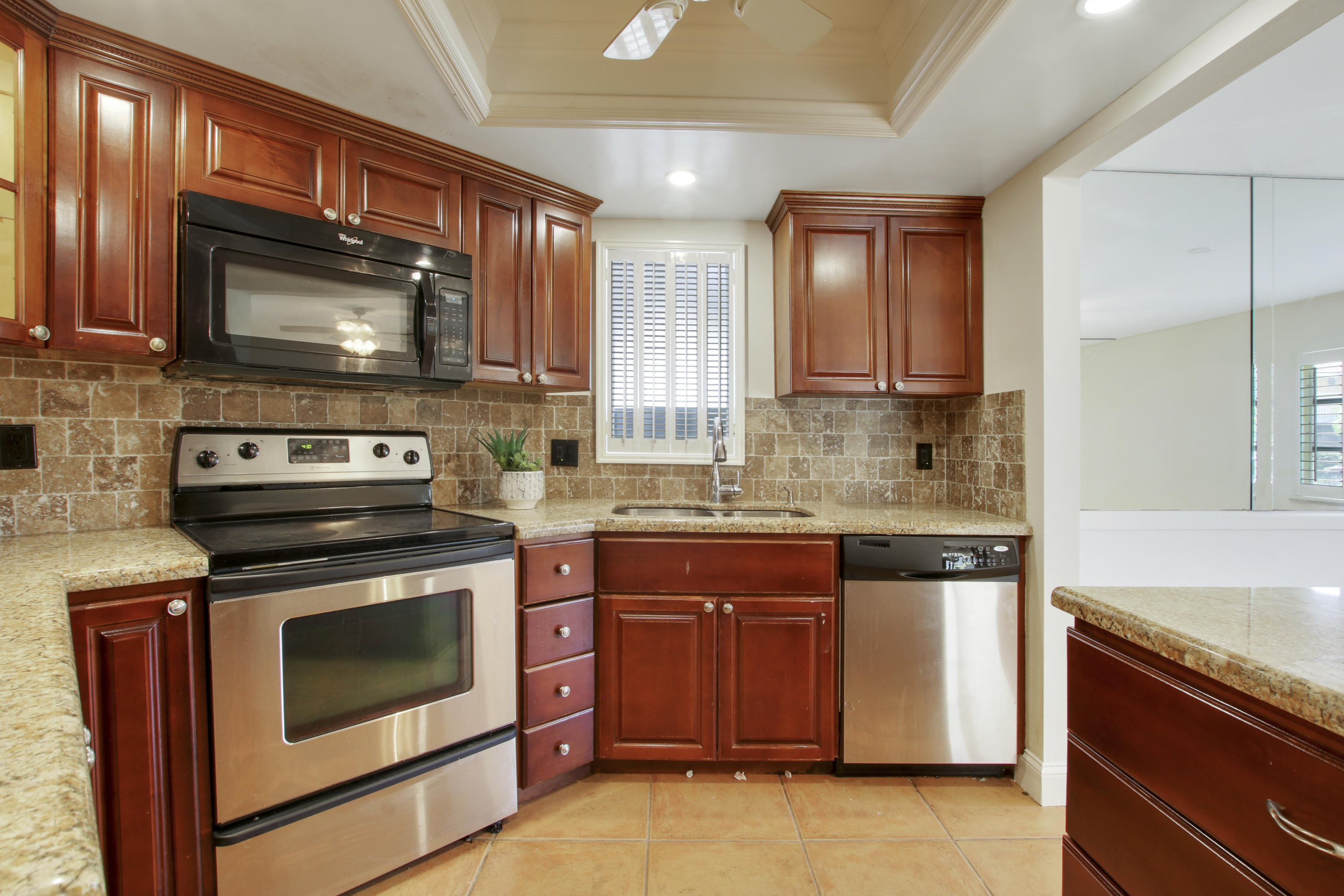 267 Seabreeze Circle Jupiter, FL 33477 - Photo 14 of 31 House-8