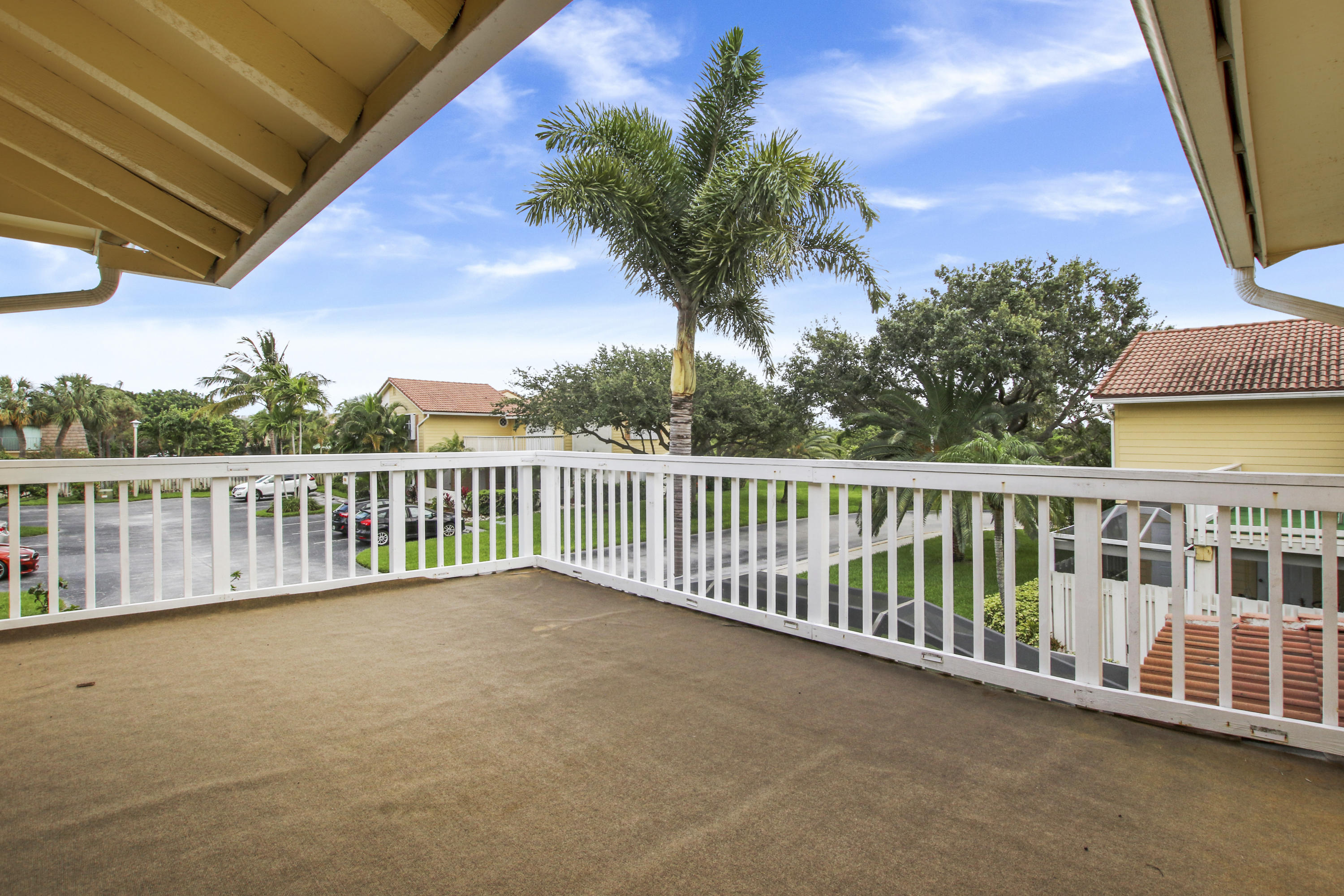 267 Seabreeze Circle Jupiter, FL 33477 - Photo 26 of 31 House-18
