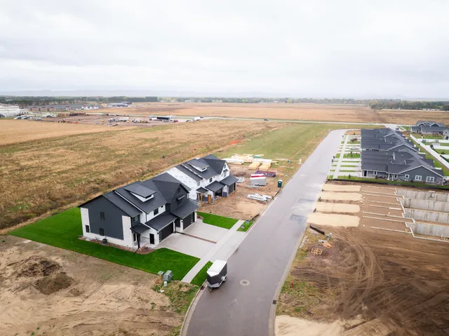 $414,900 | 1628 Red Clover Street, Holmen, WI 54636