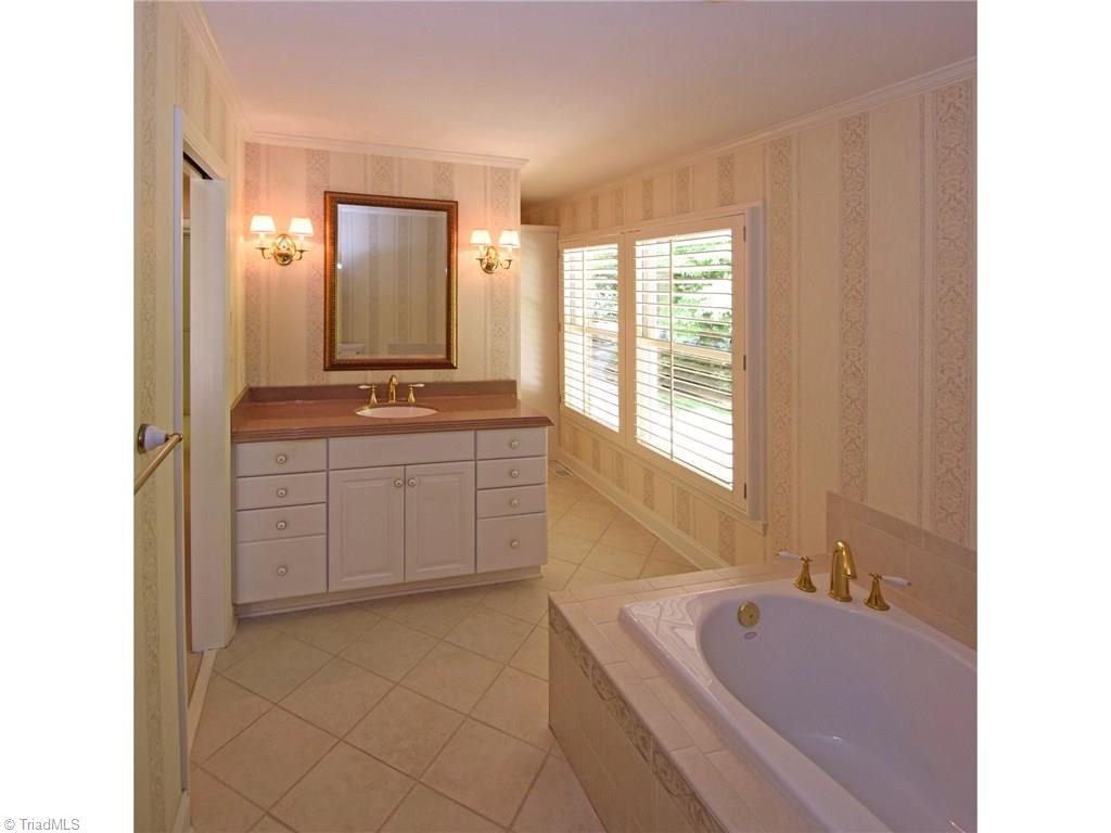3411 North Rockingham Road Greensboro, NC 27407 - Photo 16 of 27 Gallery Image 16
