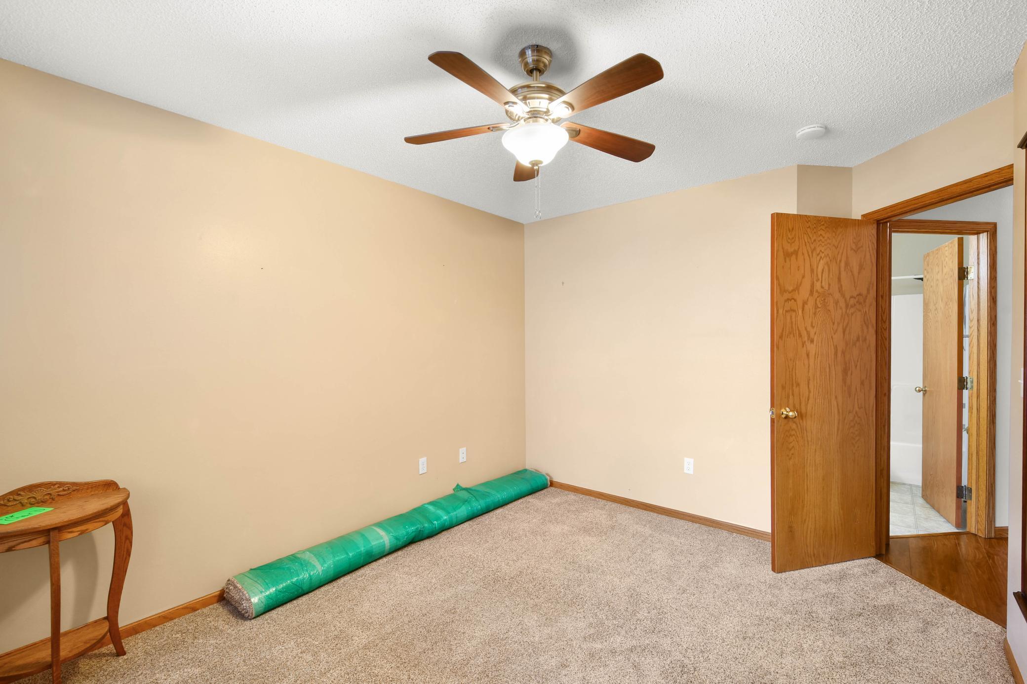 3301 30th Avenue South Fargo, ND 58103 - Photo 33 of 71