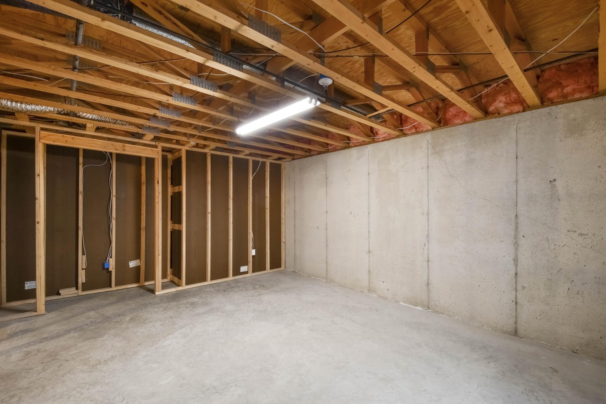 3301 30th Avenue South Fargo, ND 58103 - Photo 40 of 71
