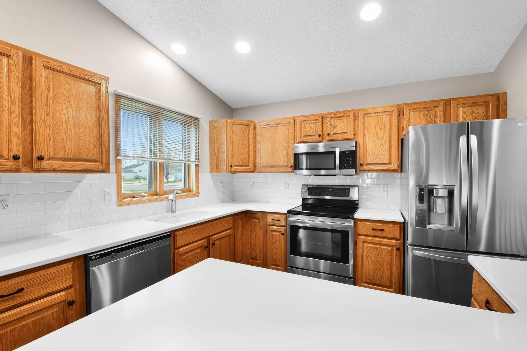 3301 30th Avenue South Fargo, ND 58103 - Photo 10 of 71