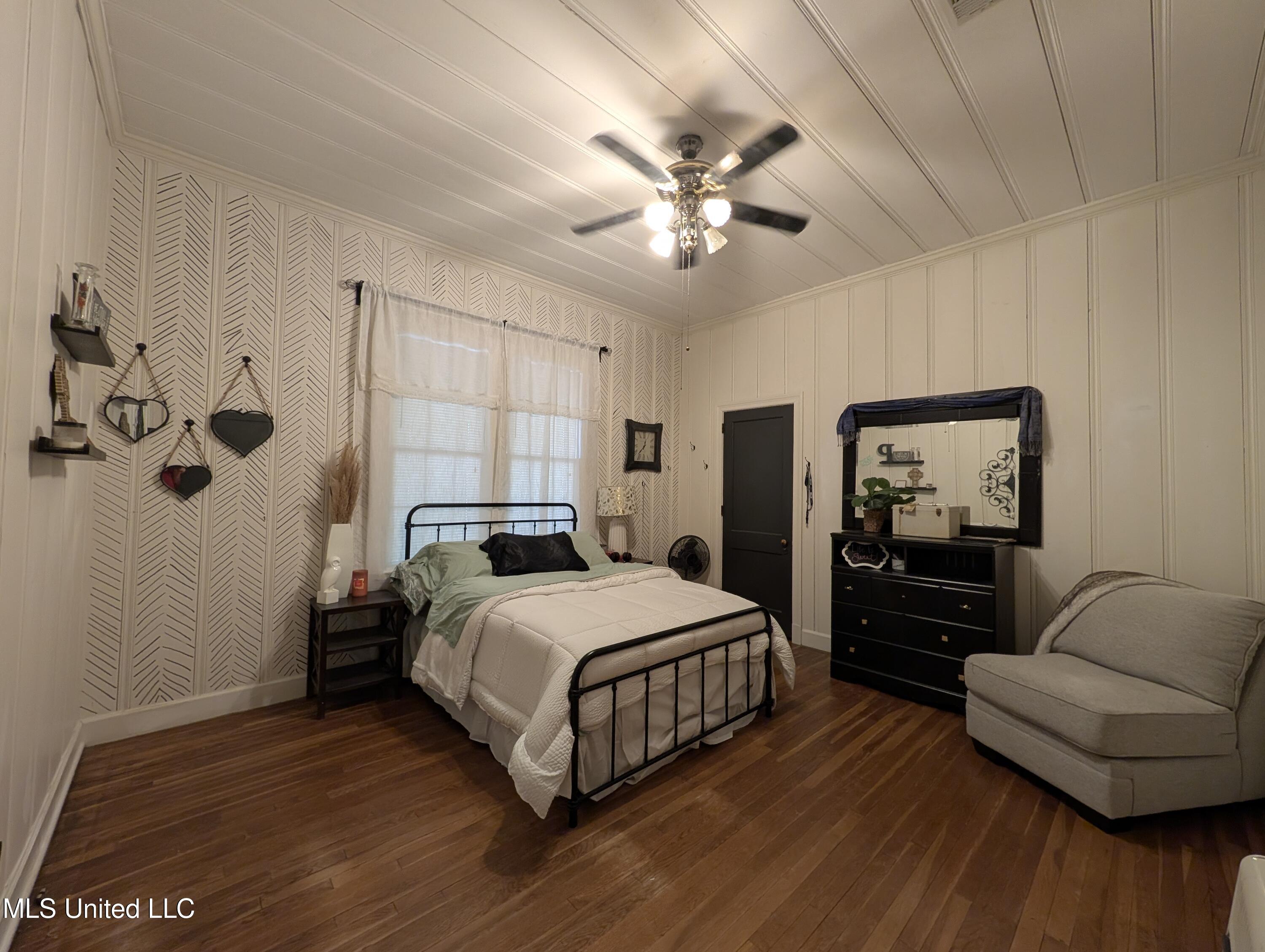 936 Main Street Columbia, MS 39429 - Photo 19 of 24 PXL_20260201_211037726