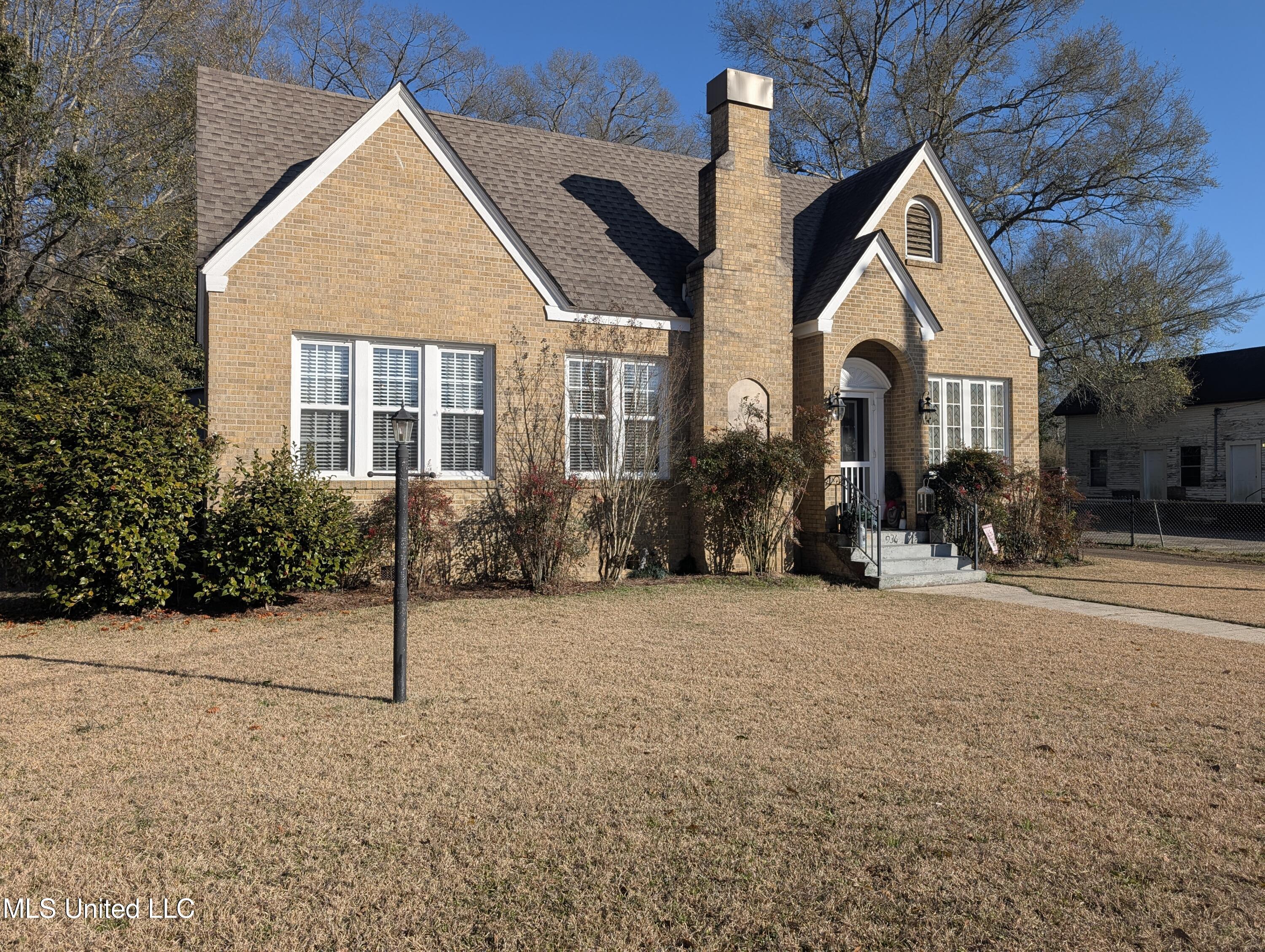 936 Main Street Columbia, MS 39429 - Photo 2 of 24 PXL_20260201_211615760