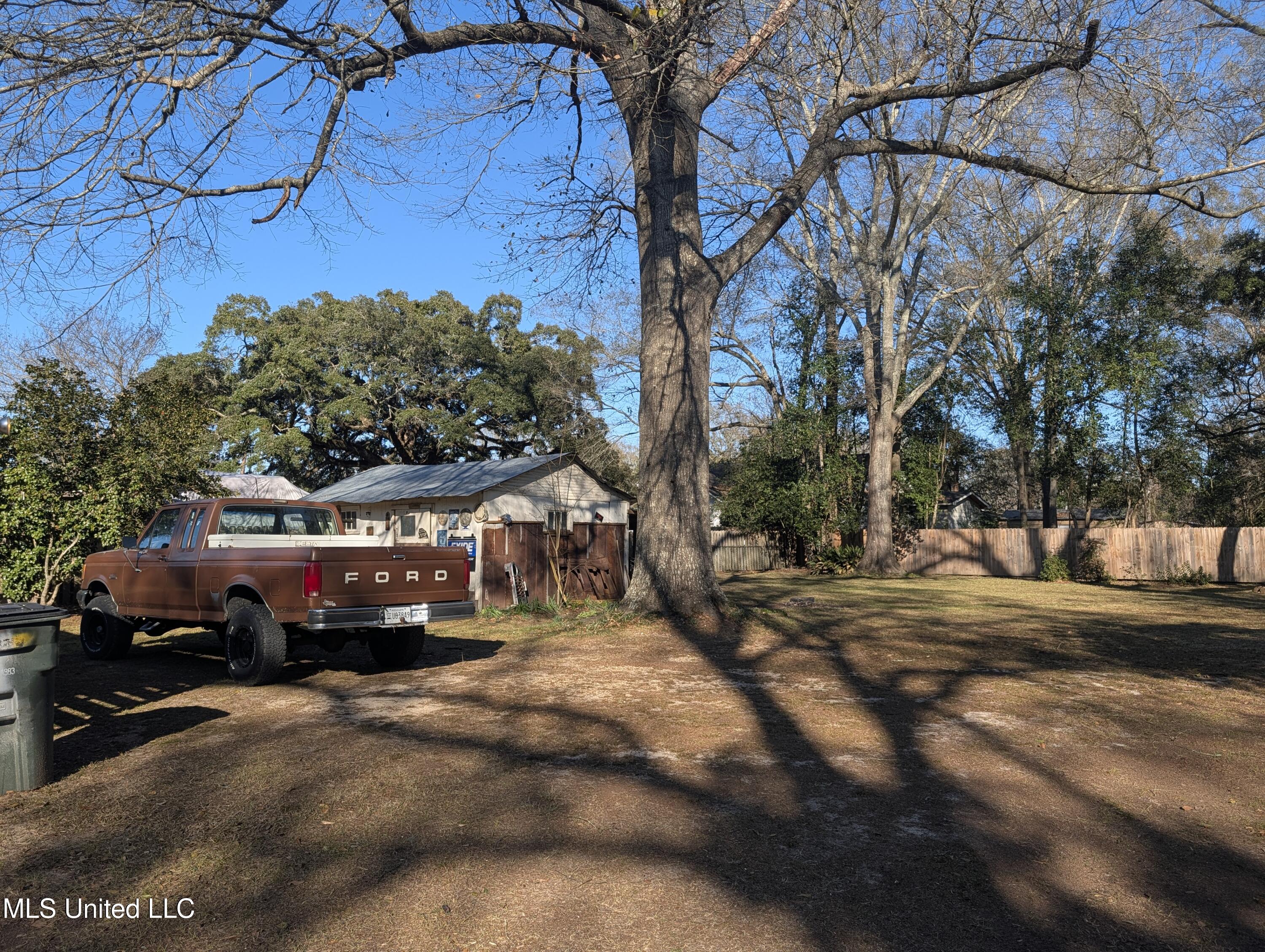 936 Main Street Columbia, MS 39429 - Photo 3 of 24 PXL_20260201_211707914