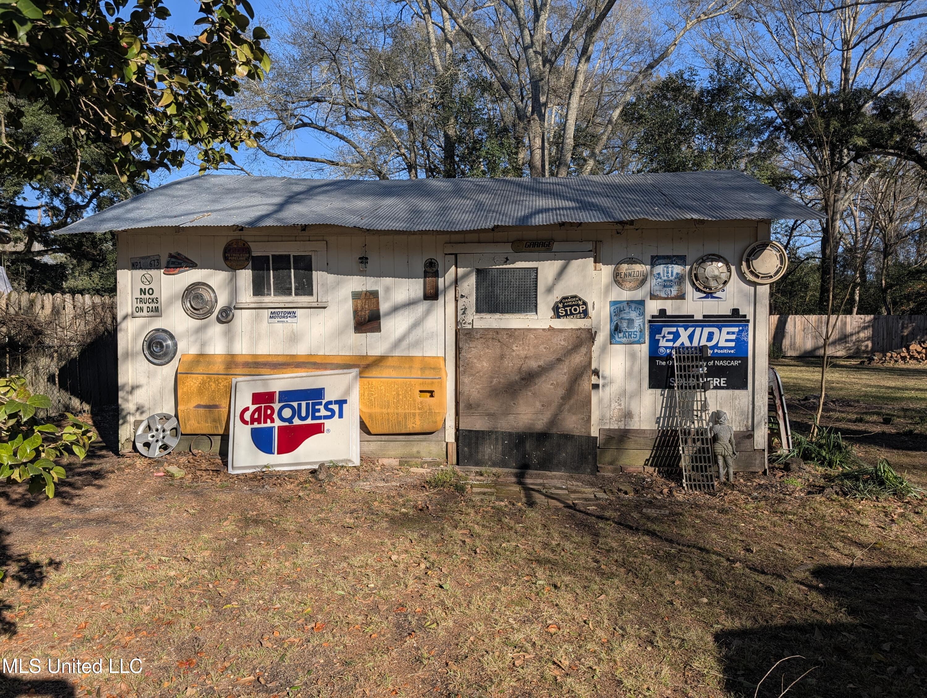 936 Main Street Columbia, MS 39429 - Photo 5 of 24 PXL_20260201_211825888