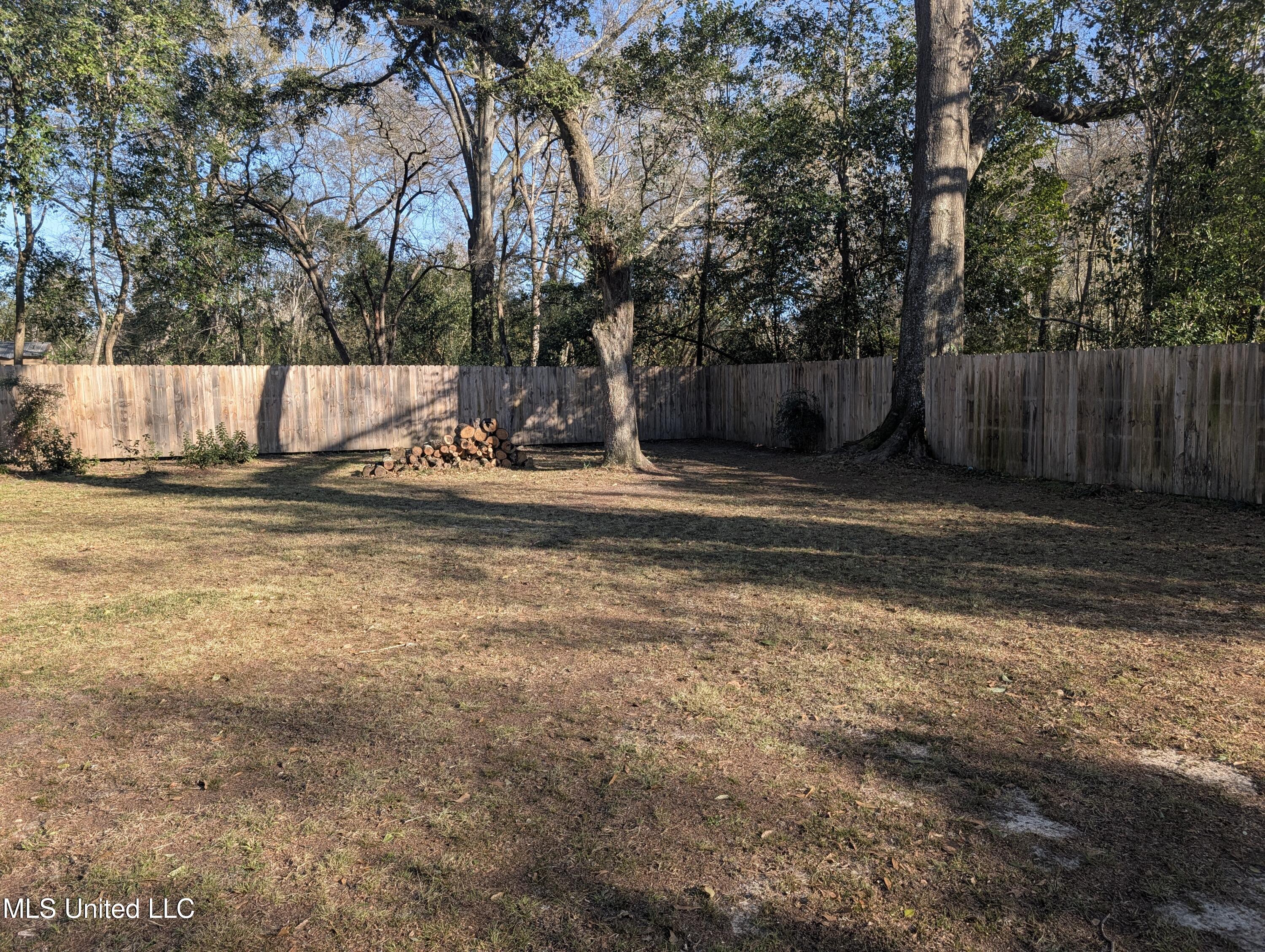 936 Main Street Columbia, MS 39429 - Photo 7 of 24 PXL_20260201_211740806