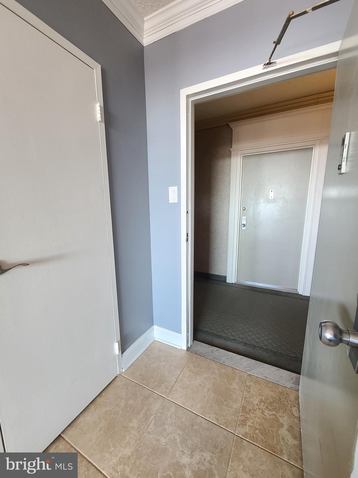 4141 North Henderson Road, Unit 801 Arlington, VA 22203 - Photo 17 of 65 Unit Main Entrance