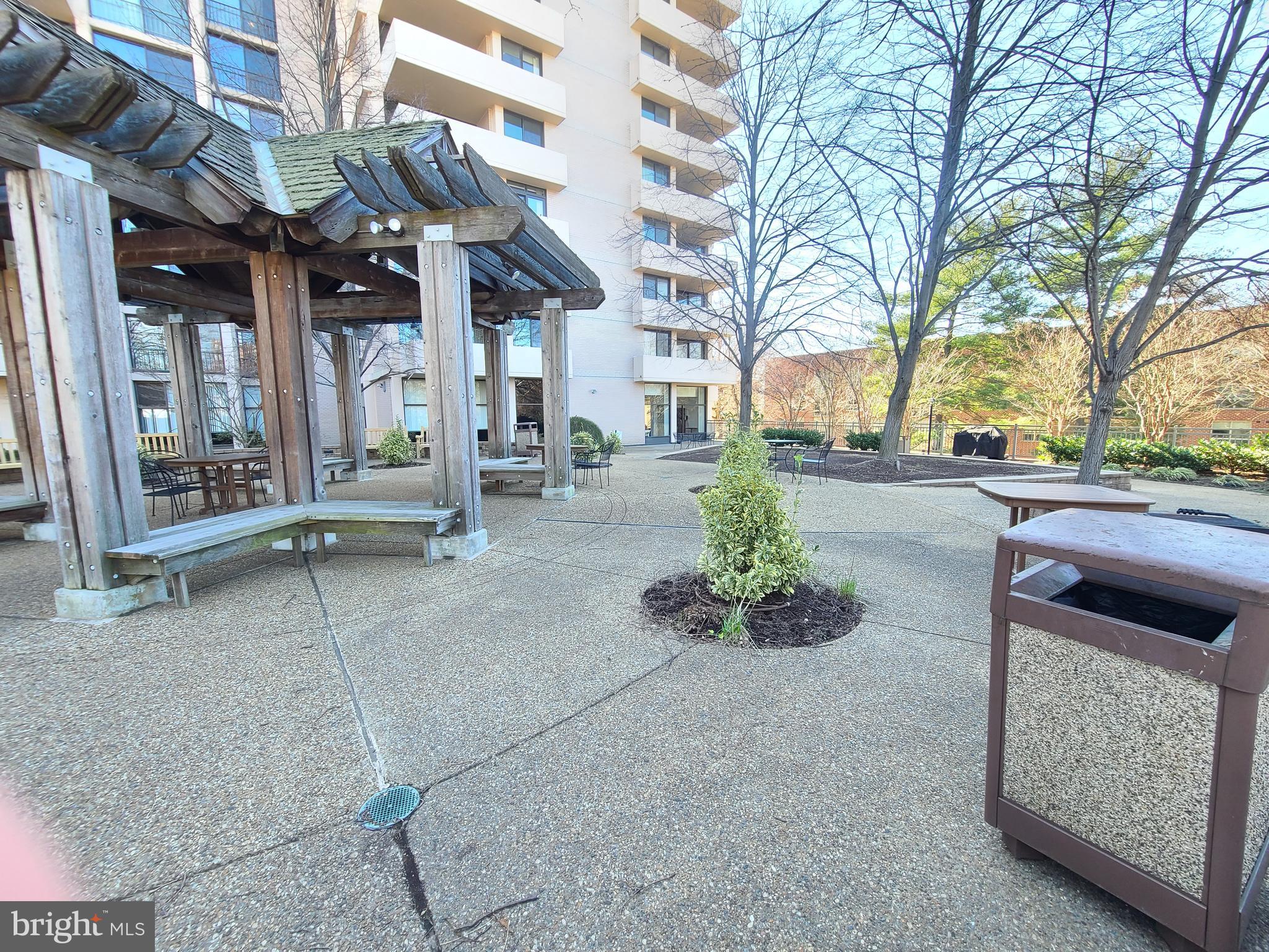 4141 North Henderson Road, Unit 801 Arlington, VA 22203 - Photo 56 of 65