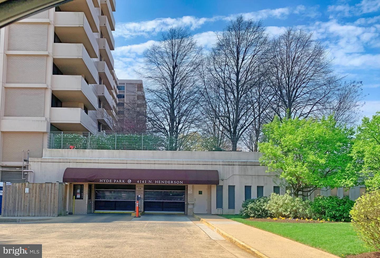 4141 North Henderson Road, Unit 801 Arlington, VA 22203 - Photo 62 of 65 Entrance to 3-level garage