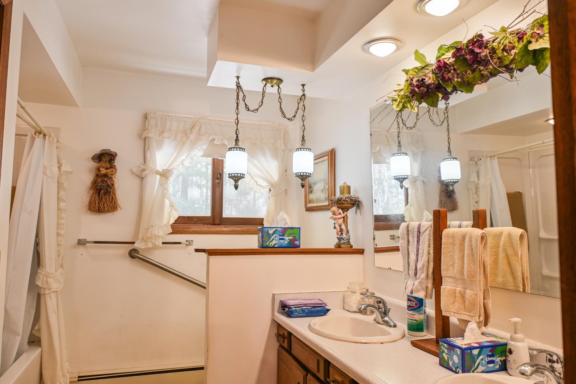 4171 North Bay Road Rhinelander, WI 54501 - Photo 14 of 47 Gallery Image 14