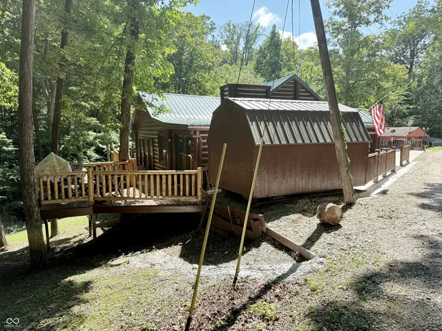 $285,000 | 5280 South Macadam, Poland, IN 47868