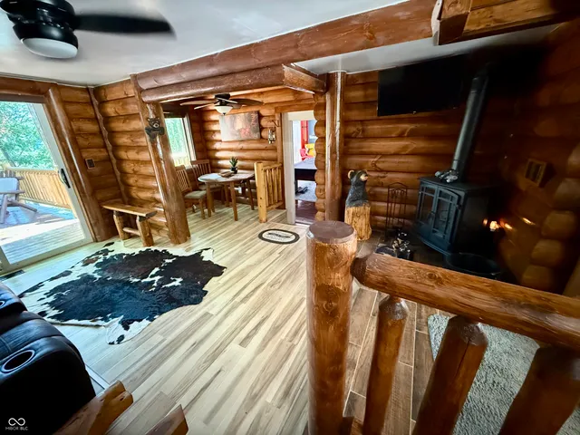 $285,000 | 5280 South Macadam, Poland, IN 47868