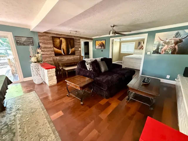 $285,000 | 5280 South Macadam, Poland, IN 47868