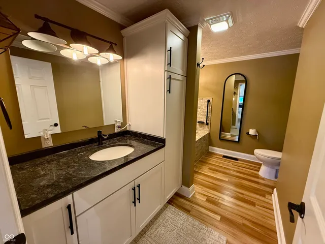 $285,000 | 5280 South Macadam, Poland, IN 47868