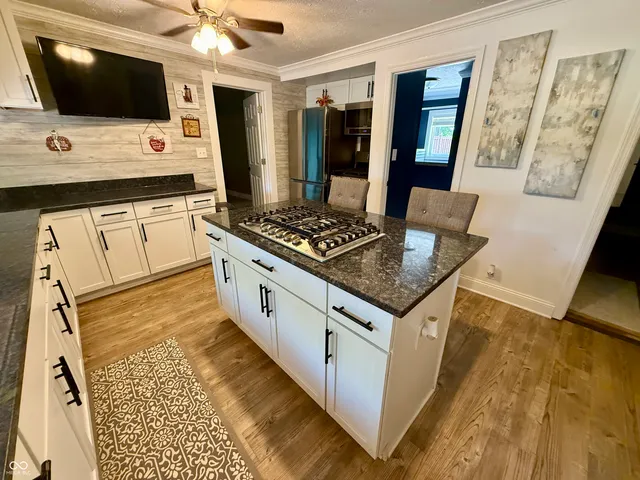 $285,000 | 5280 South Macadam, Poland, IN 47868