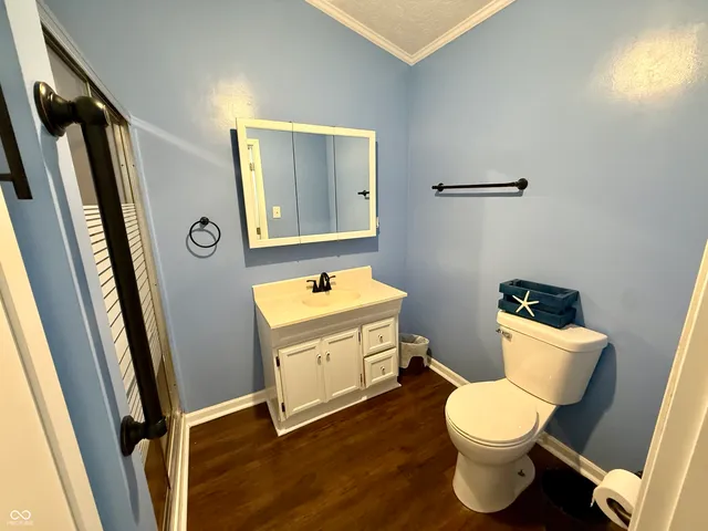 $285,000 | 5280 South Macadam, Poland, IN 47868