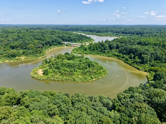 $285,000 | 5280 South Macadam, Poland, IN 47868