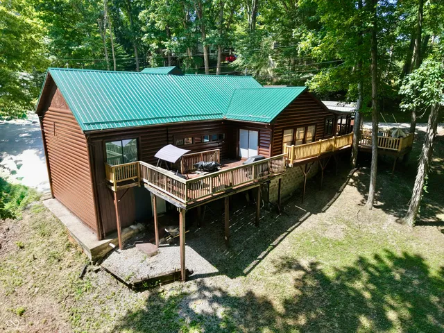 $285,000 | 5280 South Macadam, Poland, IN 47868