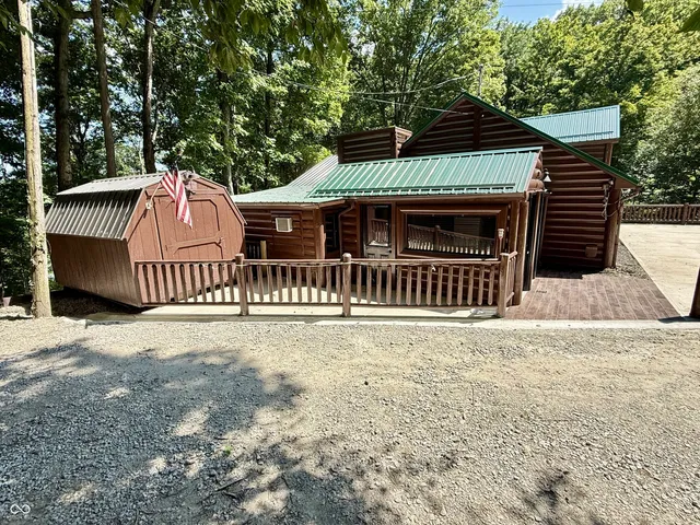 $285,000 | 5280 South Macadam, Poland, IN 47868