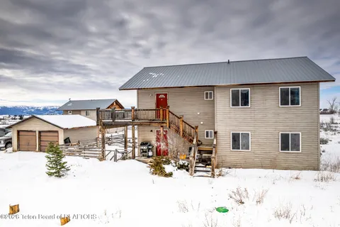 $819,000 | 200 Aspen Meadows Road, Driggs, ID 83422