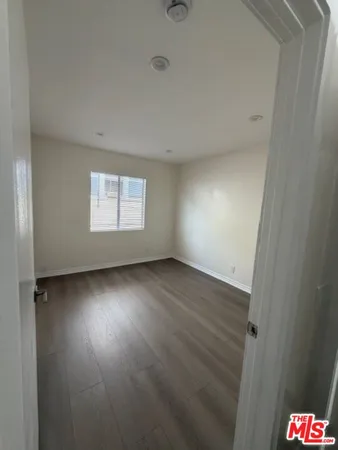 $1,895 | 1717 South Burlington Avenue, Unit 4, Los Angeles, CA 90006