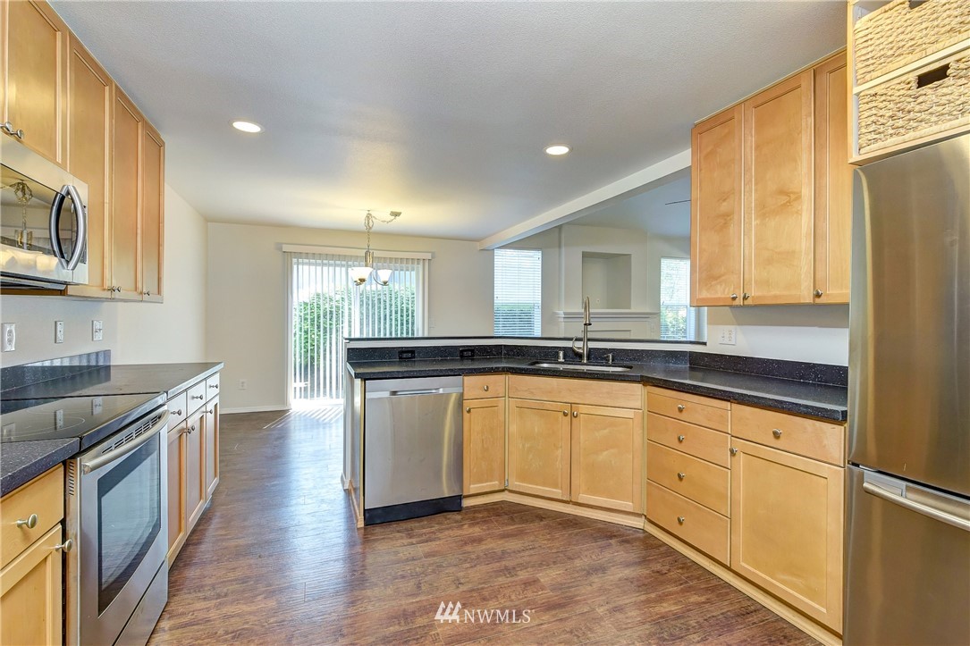 19144 110th Place Southeast Renton, WA 98055 - Photo 11 of 24 Gallery Image 11