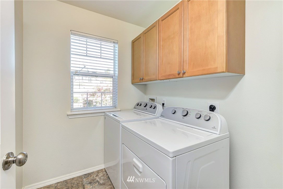 19144 110th Place Southeast Renton, WA 98055 - Photo 13 of 24 Gallery Image 13