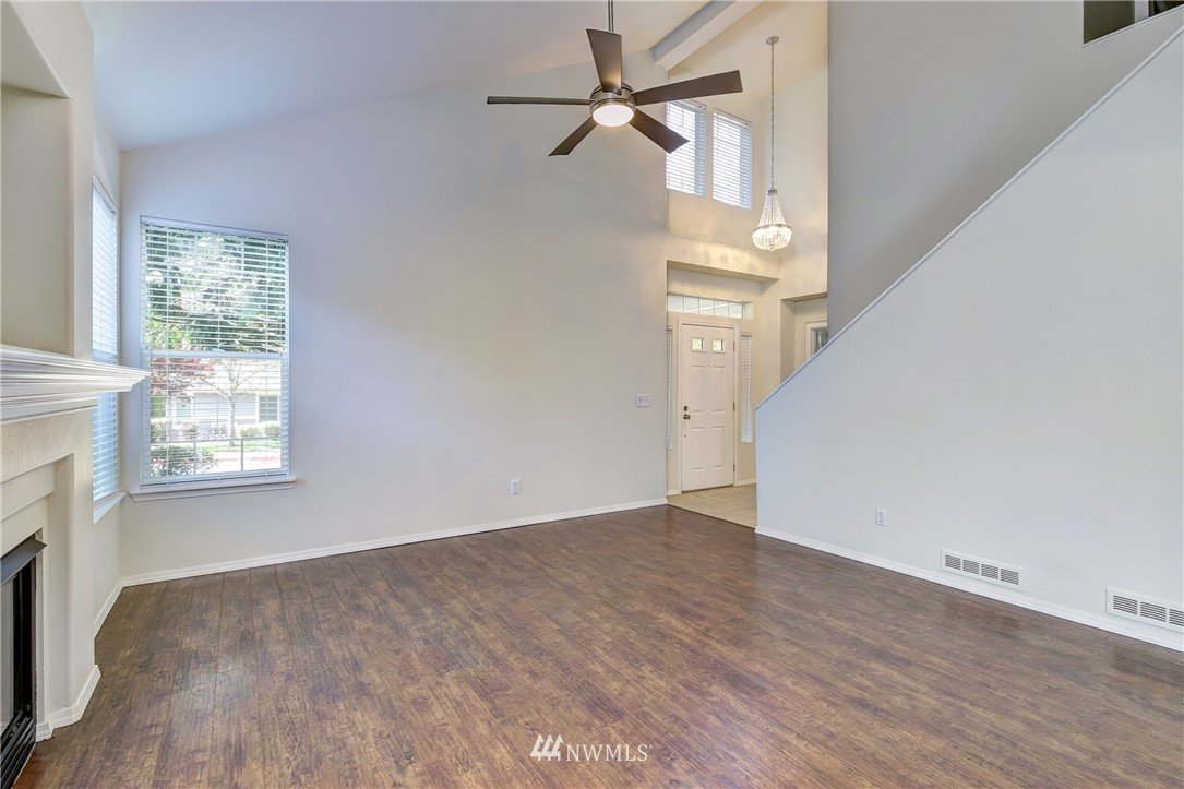 19144 110th Place Southeast Renton, WA 98055 - Photo 6 of 24 Gallery Image 6