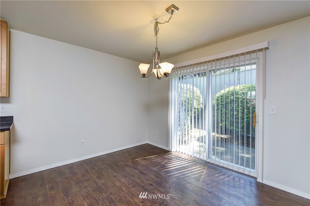 19144 110th Place Southeast Renton, WA 98055 - Photo 9 of 24 Gallery Image 9