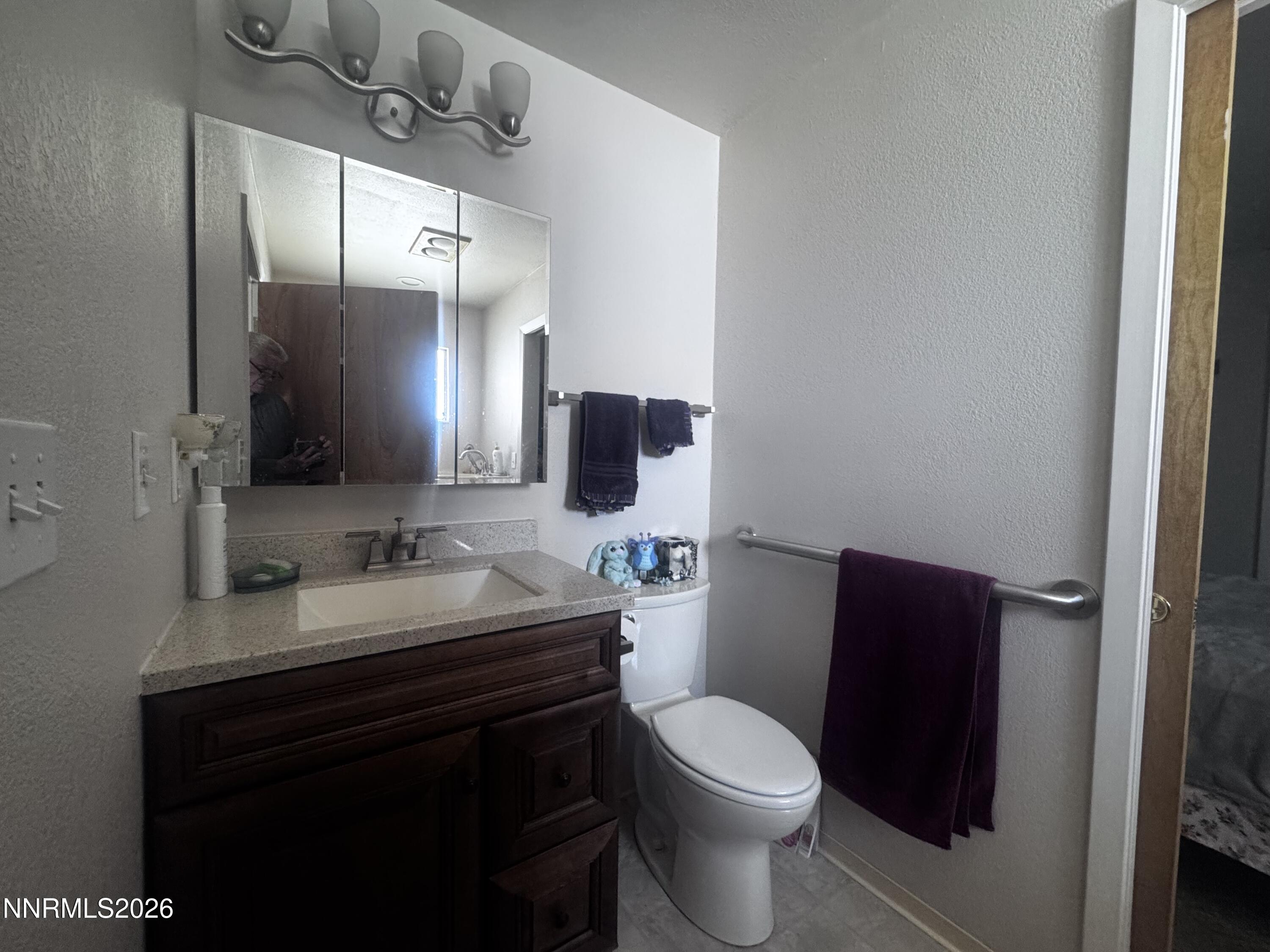 441 Venturacci Lane Fallon, NV 89406 - Photo 18 of 33 Master Bathroom