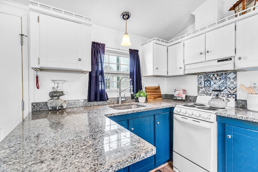 93 Grochmal Avenue, Unit 96 Springfield, MA 01151 - Photo 1 of 18 Gallery Image 1