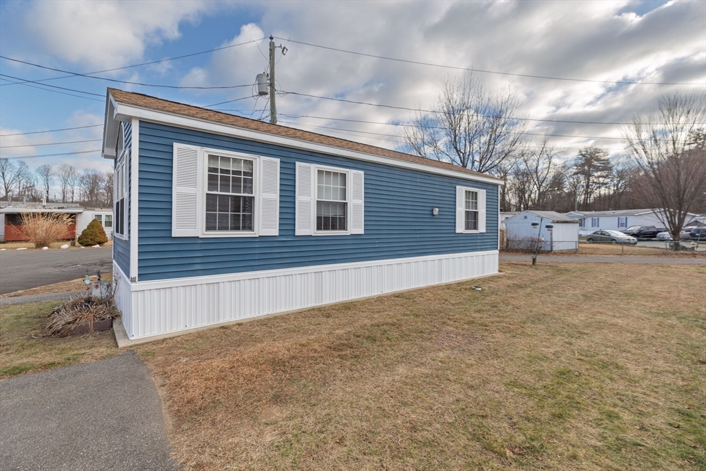 93 Grochmal Avenue, Unit 96 Springfield, MA 01151 - Photo 17 of 18 Gallery Image 17