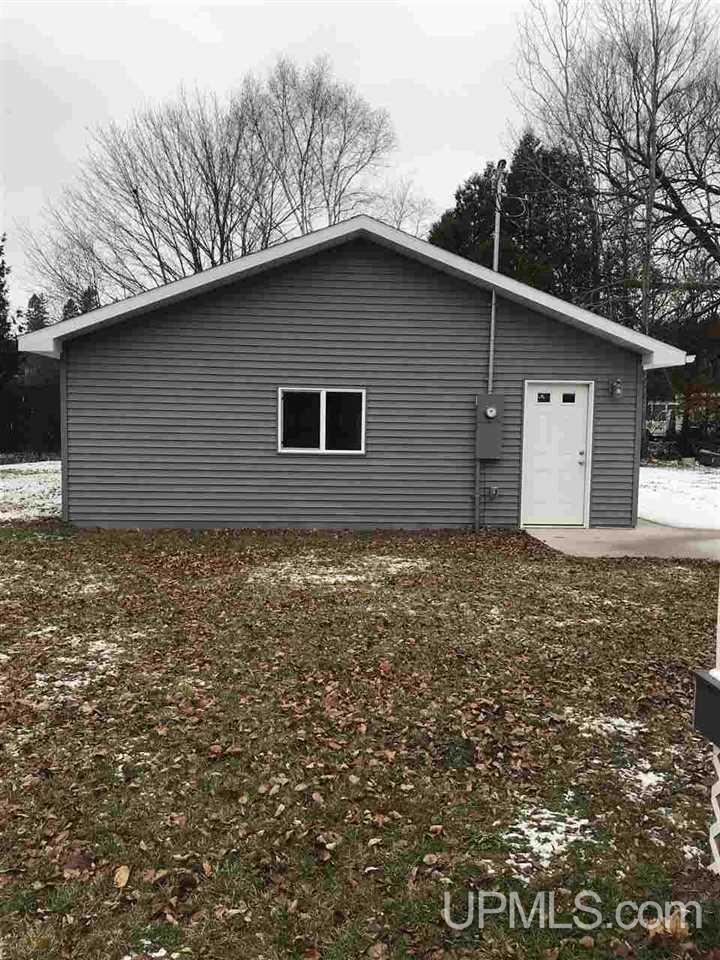 4151 Highway 2 Escanaba, MI 49829 - Photo 32 of 39