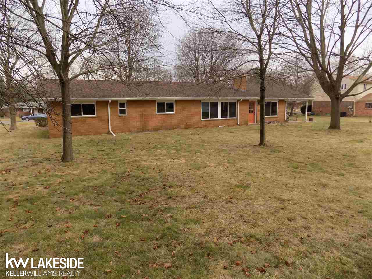 344 East Maryknoll Road Rochester Hills, MI 48309 - Photo 5 of 37