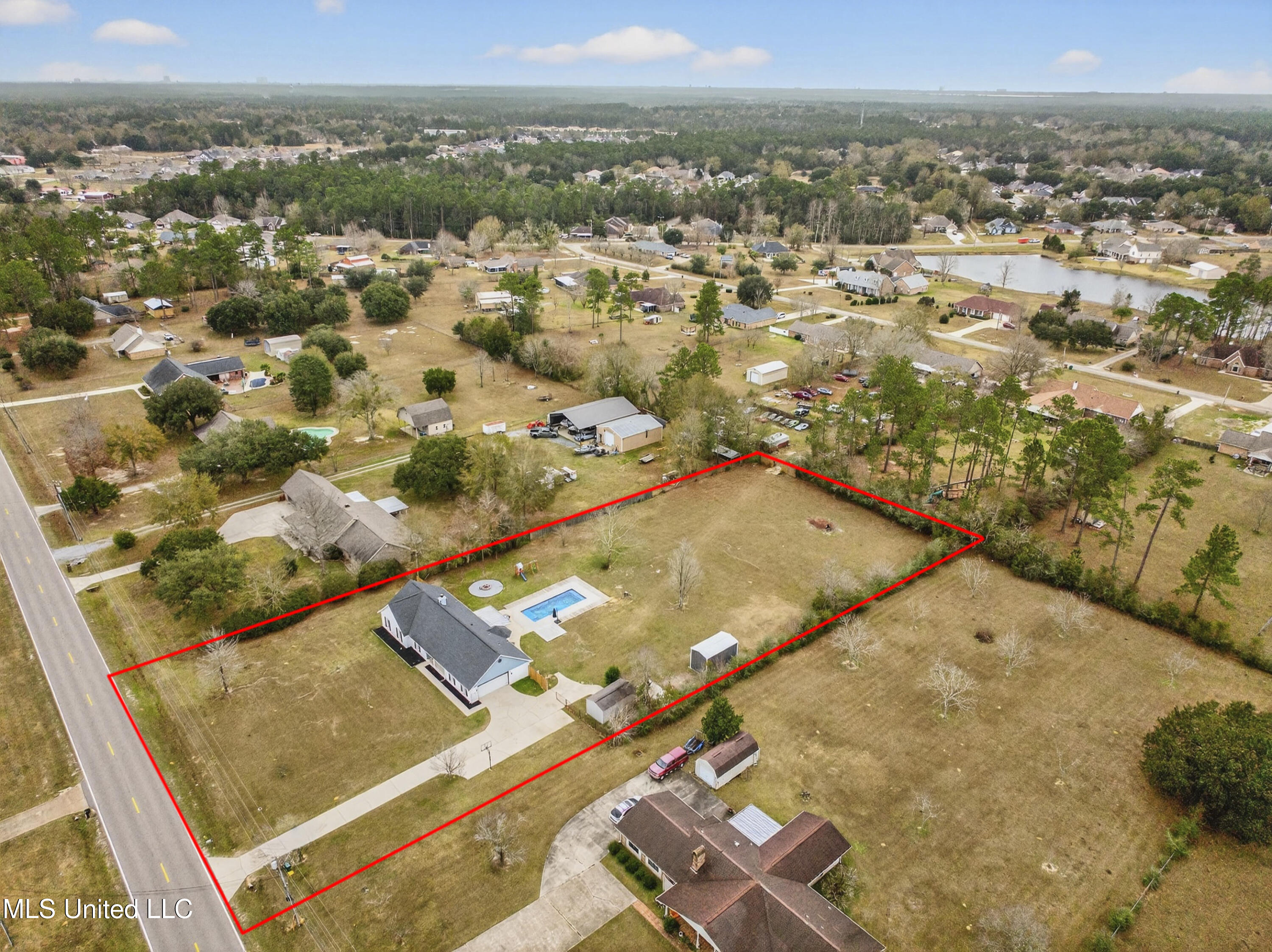 15517 Shriners Boulevard Biloxi, MS 39532 - Photo 40 of 43 15517ShrinersBlvd-40