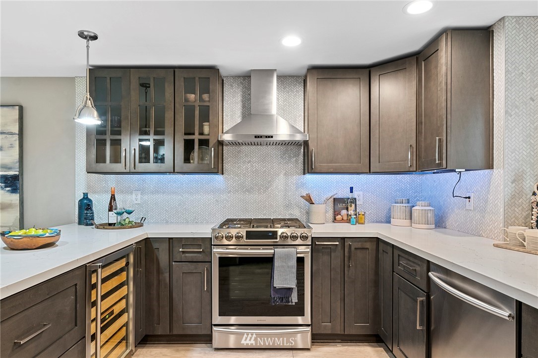 4149 Southwest Frontenac Street, Unit A Seattle, WA 98136 - Photo 9 of 26