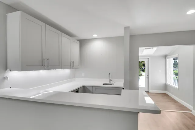 $700,000 | 13886 Whispering Lakes Lane, Palm Beach Gardens, FL 33418